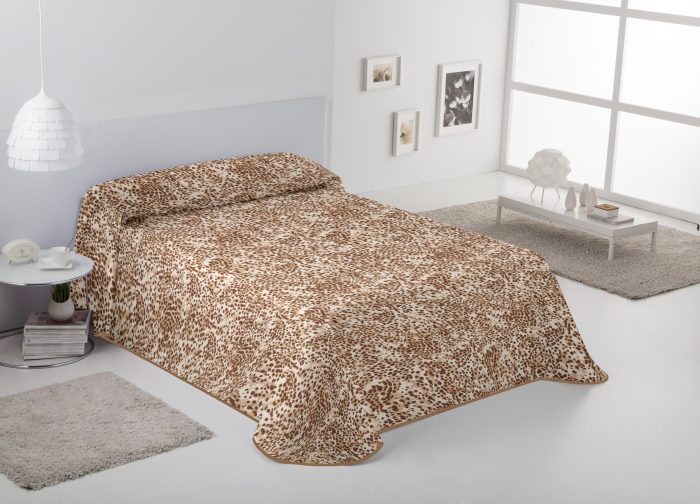 F70 (4) F70 - Image 1